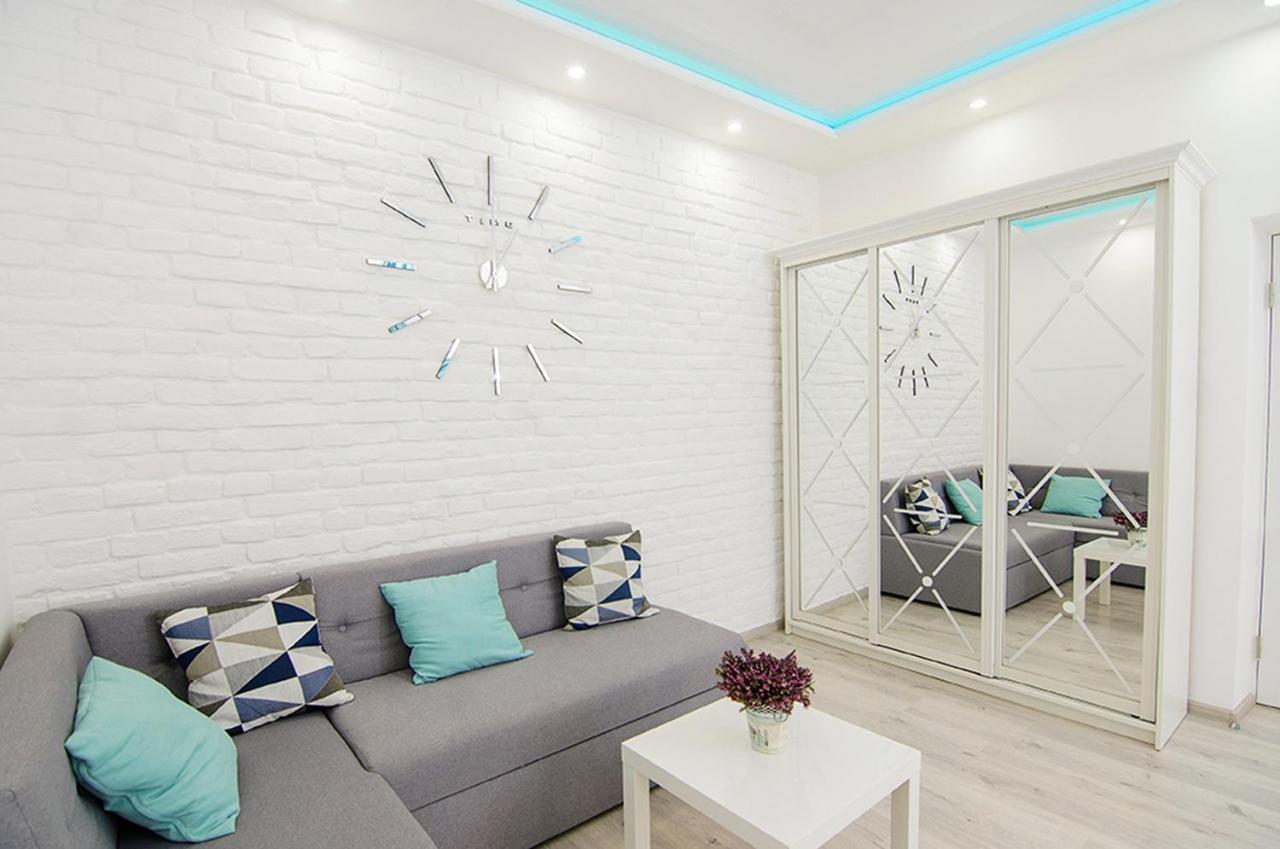 Austrian Lviv Apartments Ngoại thất bức ảnh