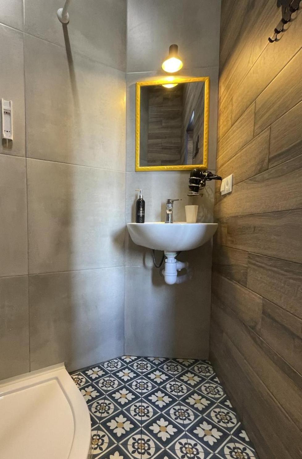Austrian Lviv Apartments Ngoại thất bức ảnh