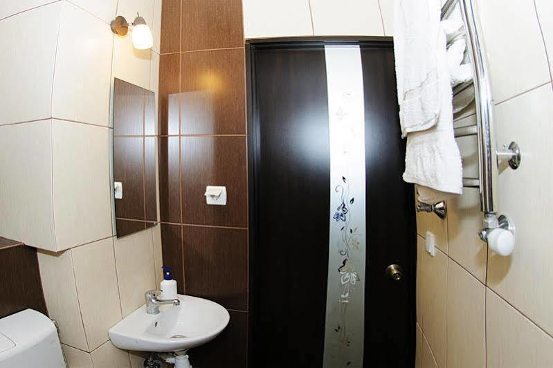 Austrian Lviv Apartments Ngoại thất bức ảnh